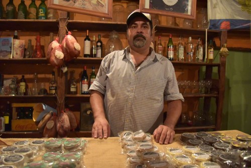 Gastronomía y shows al aire libre en Roque Pérez